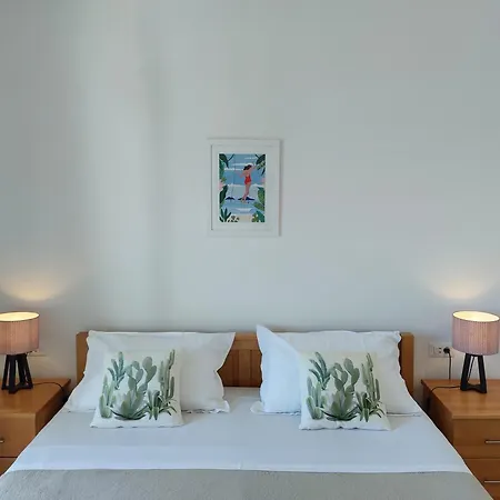 Luka 2 Guest house Hvar Town